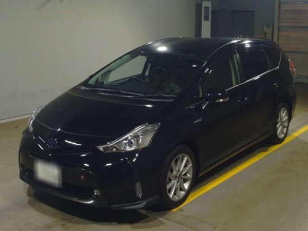 Toyota Prius ALPHA S TOURING SELECTION