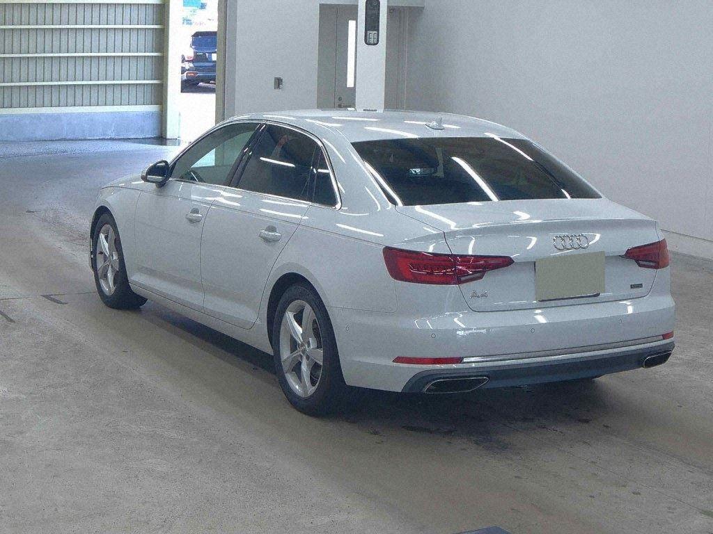 Audi A4 35TFSI SPORT