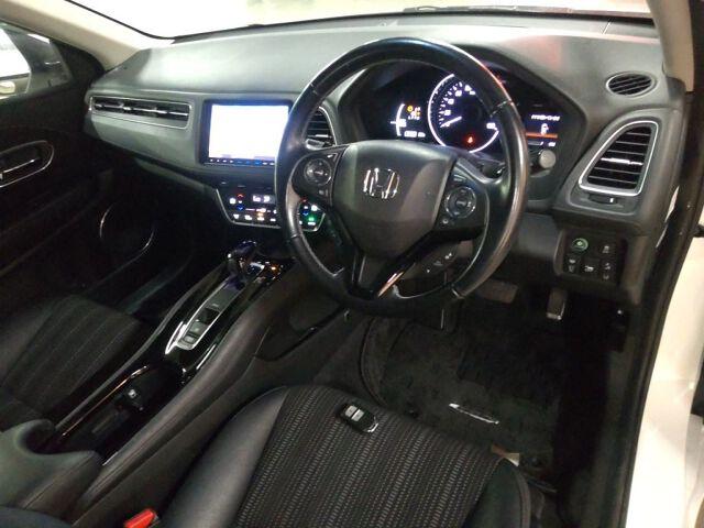 Honda Vezel HYBRID Z?HONDA SENSING