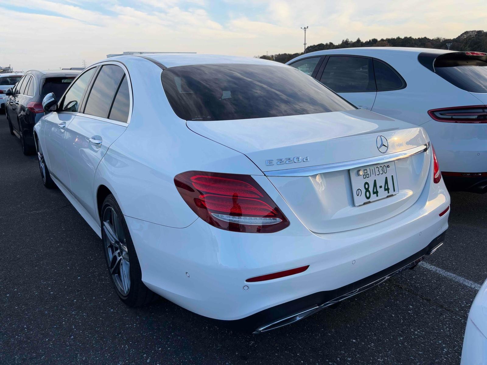 Mercedes-Benz E-CLASS E220D AVG SPORTS