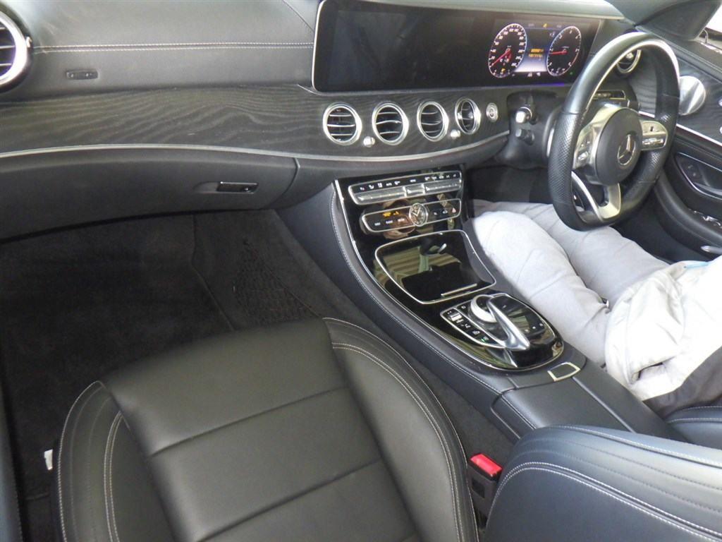 Mercedes-Benz E-CLASS E220D AVG SPORTS