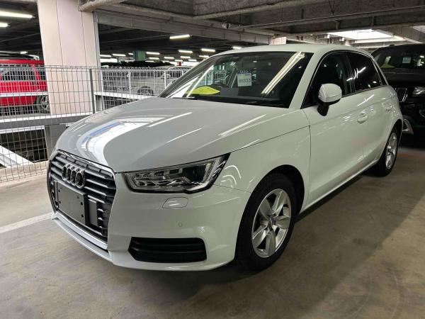 Audi A1 1.0