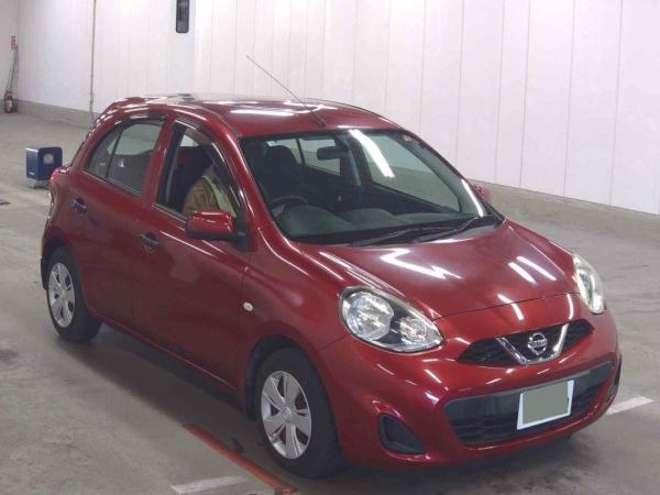 Nissan MARCH S