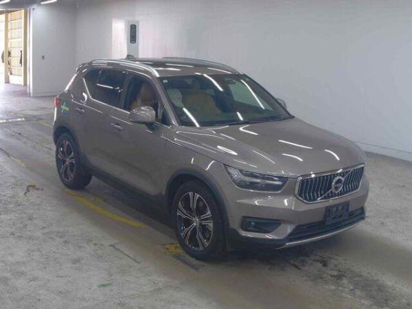 Volvo XC40 RECHARGE PLUG-IN HYBRID T5 INS