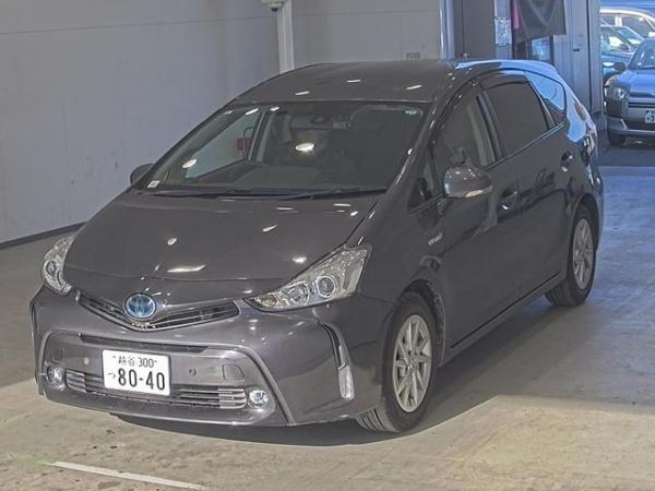Toyota Prius ALPHA S