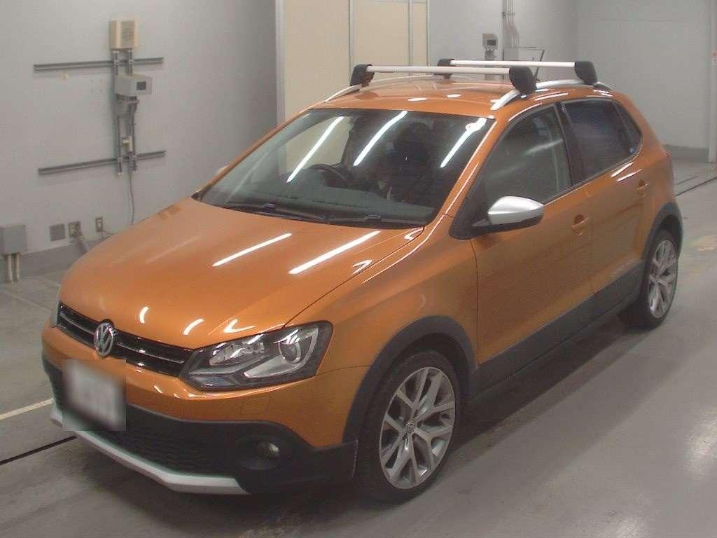 Volkswagen Polo クロスポロ