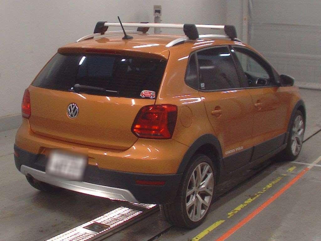Volkswagen Polo クロスポロ