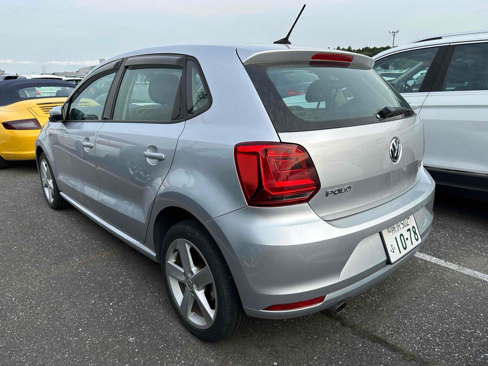 Volkswagen Polo TSI HIGH LINE