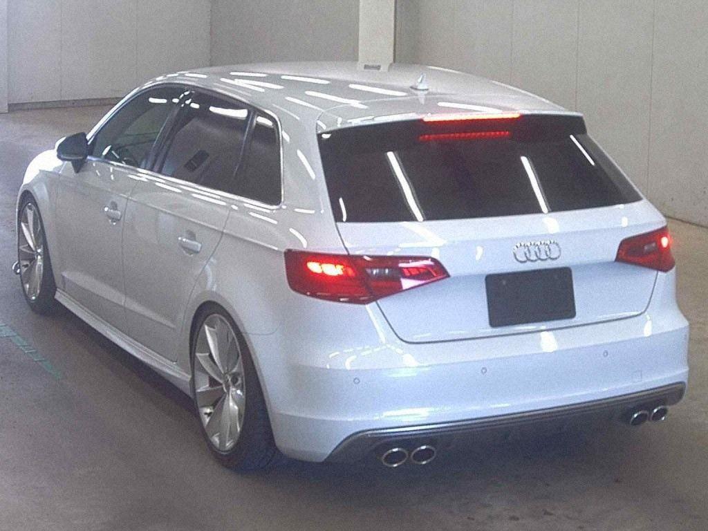 Audi S3 SPORTBACK 2.0 QUATTRO