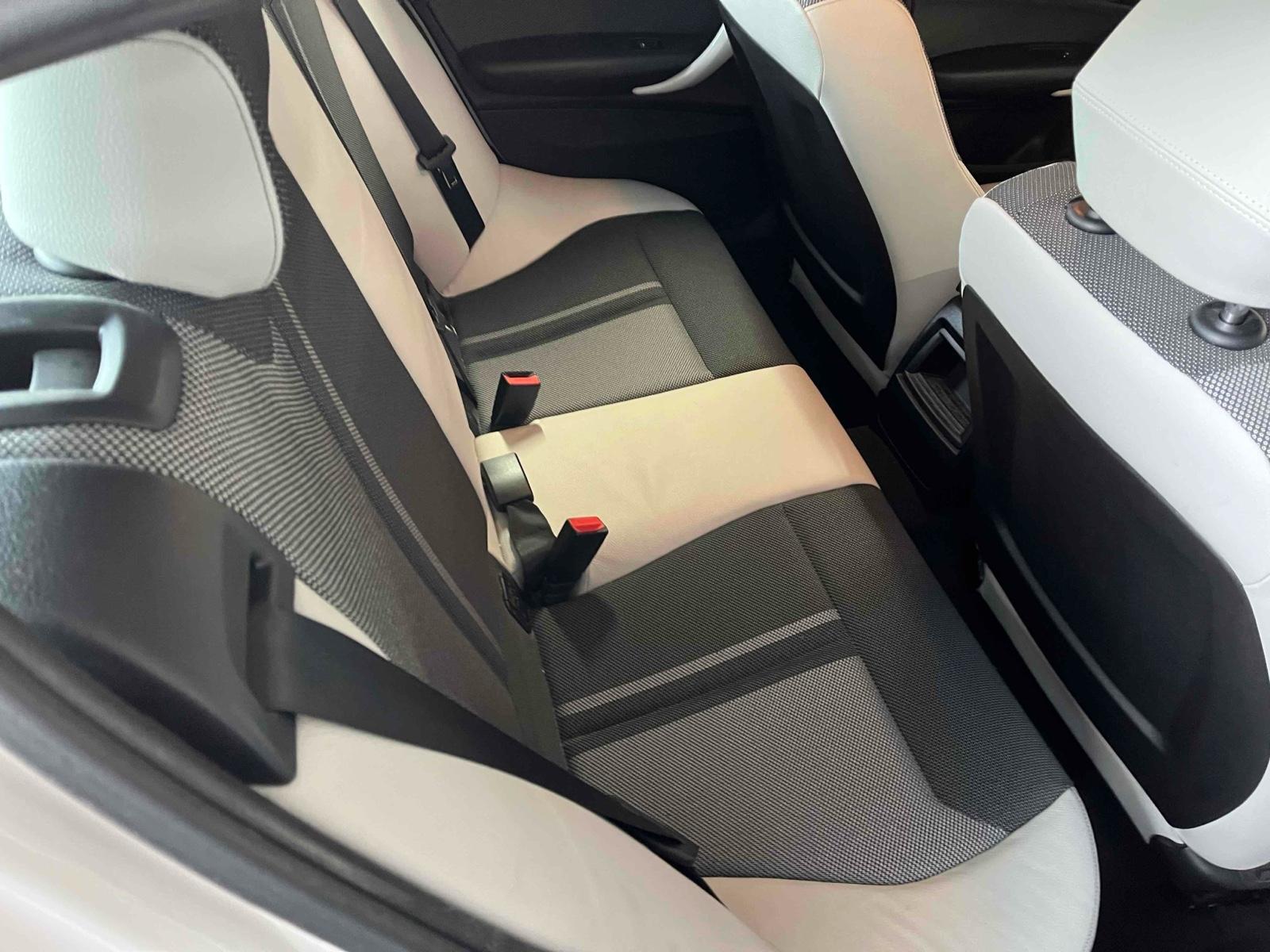 BMW 1 Series 118D STYLE