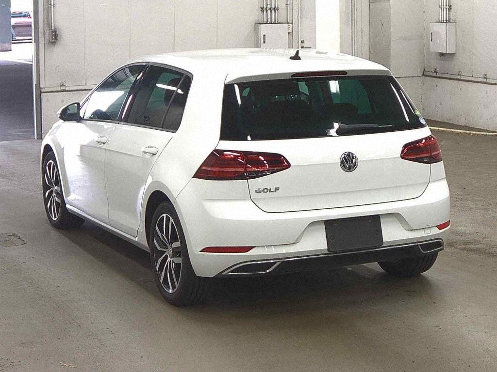 Volkswagen Golf 5d TSI HIGH LINE