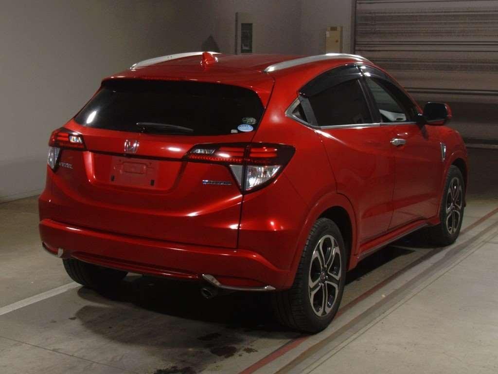 Honda Vezel 4