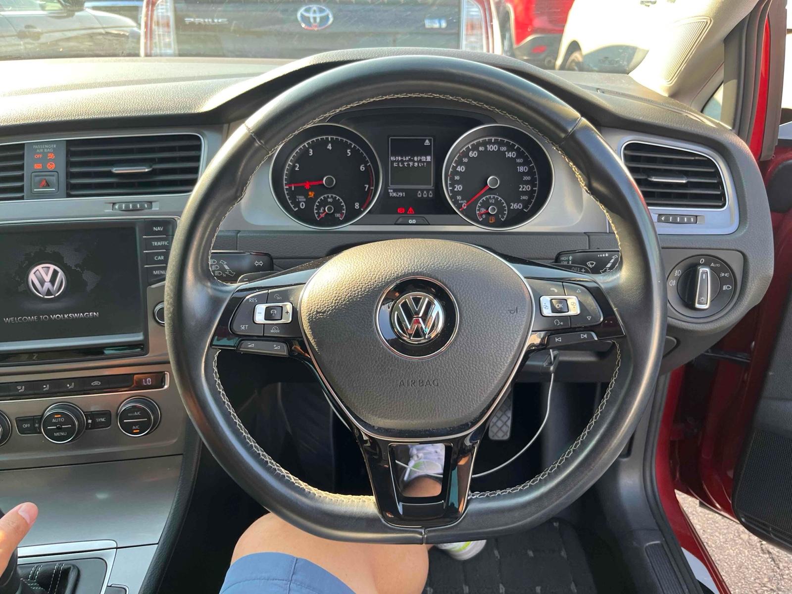 Volkswagen GOLF 5D LOUNGE