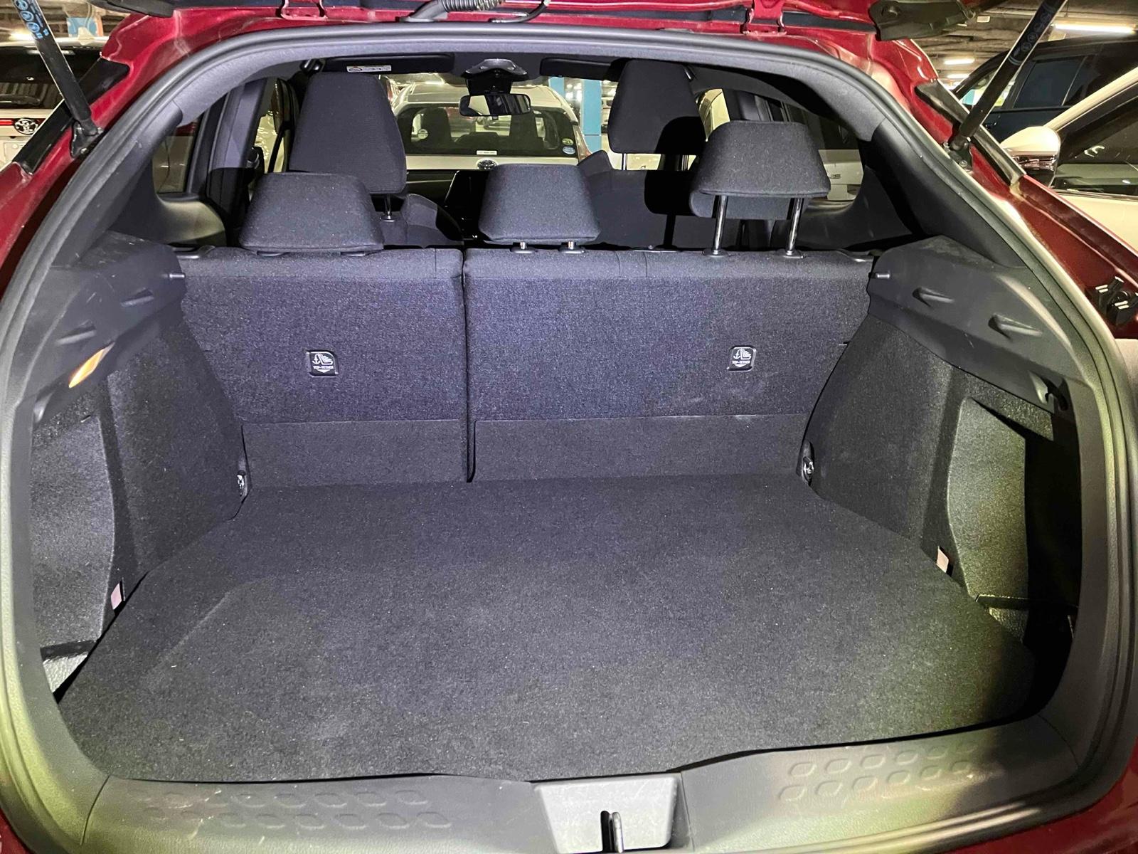 Toyota C-HR S LED PACKAGE