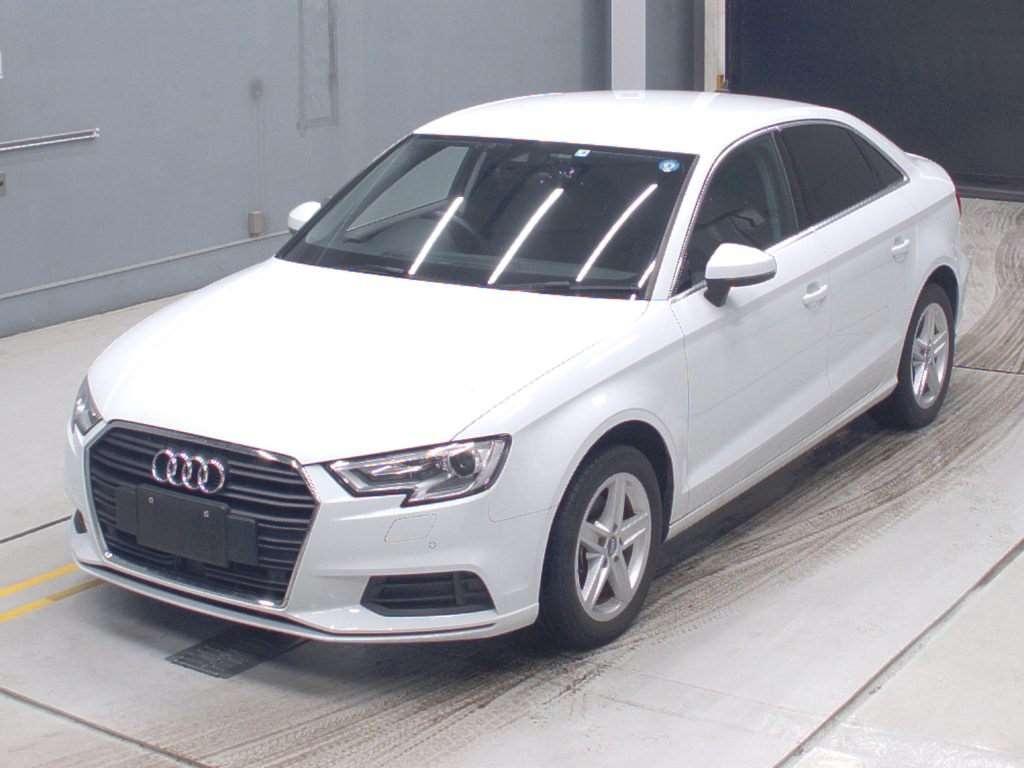 Audi A3 SEDAN 30TFSI