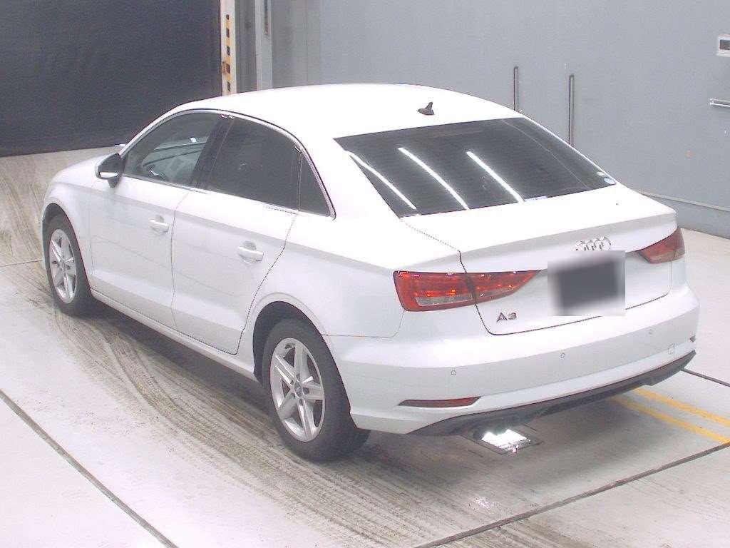 Audi A3 SEDAN 30TFSI