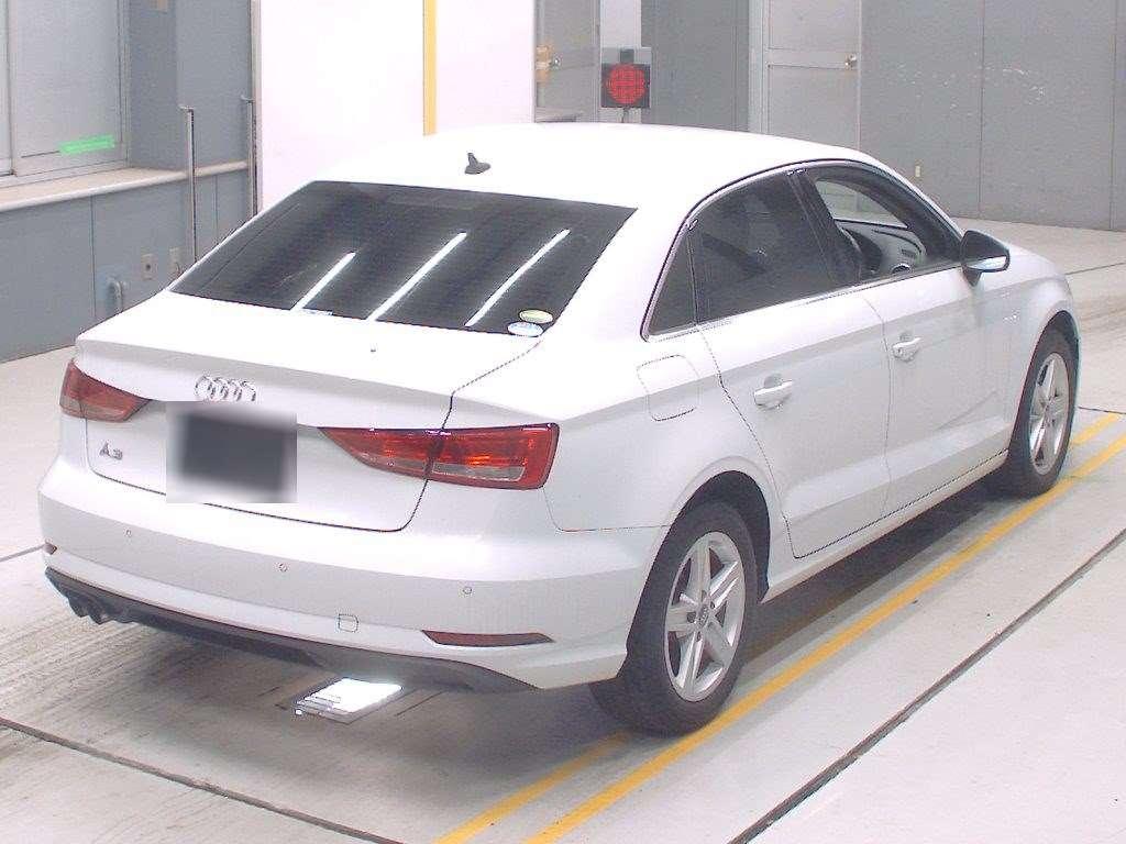 Audi A3 SEDAN 30TFSI