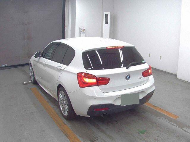 BMW 1 Series 5d 118I M-SPORT