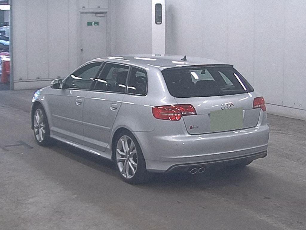 Audi S3 SPORT B2.0 QUATTRO