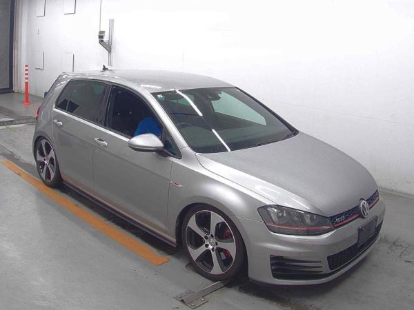 Volkswagen GOLF GTI BASE GRADE DCC PACKAGE