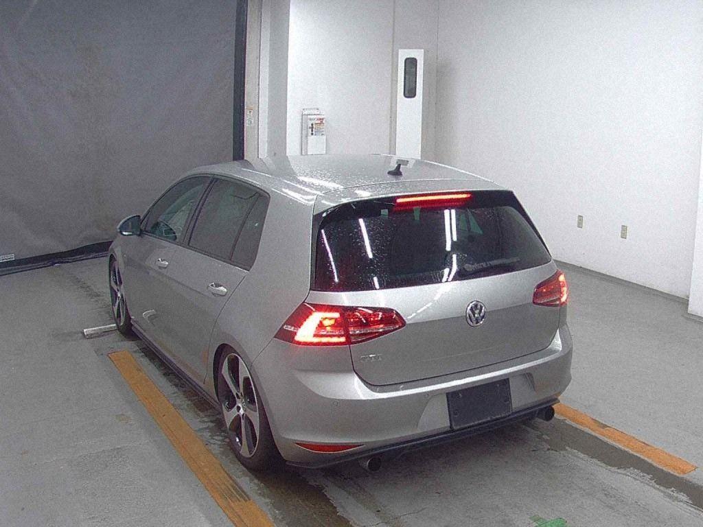 Volkswagen GOLF GTI BASE GRADE DCC PACKAGE