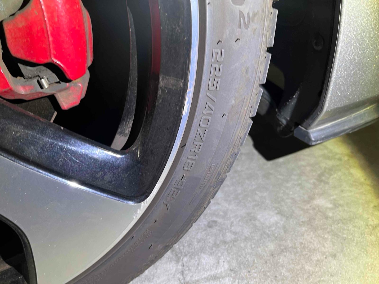 Volkswagen GOLF GTI BASE GRADE DCC PACKAGE