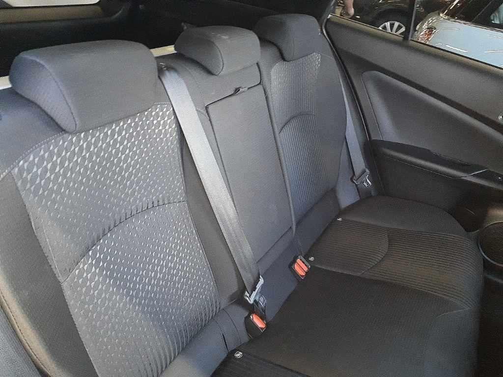 Toyota Prius S SAFETY PLUS TWO TONE