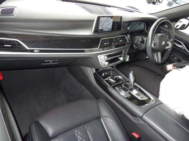 BMW 7 Series 740E IPERFORMANCE M-SPORT