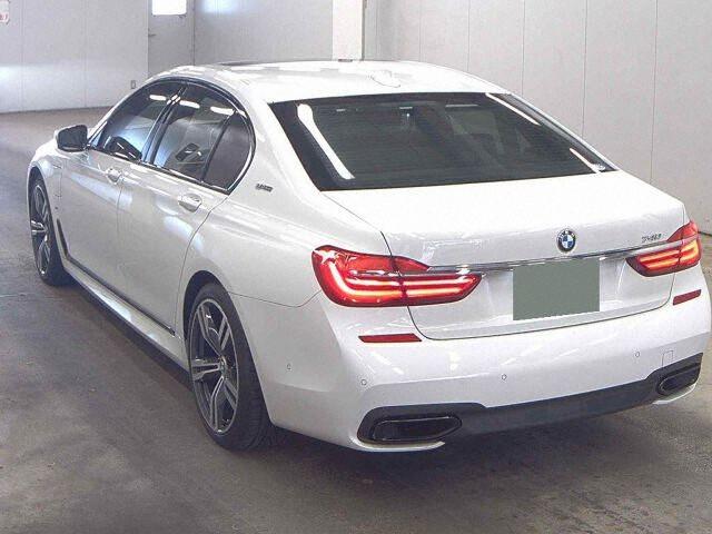 BMW 7 Series 740E IPERFORMANCE M-SPORT