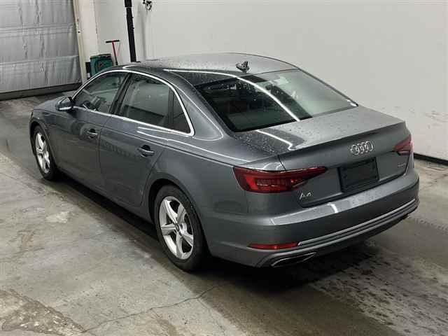 Audi A4 45TFSI QUATTRO SPORT