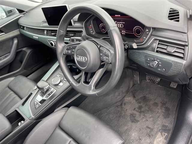 Audi A4 45TFSI QUATTRO SPORT