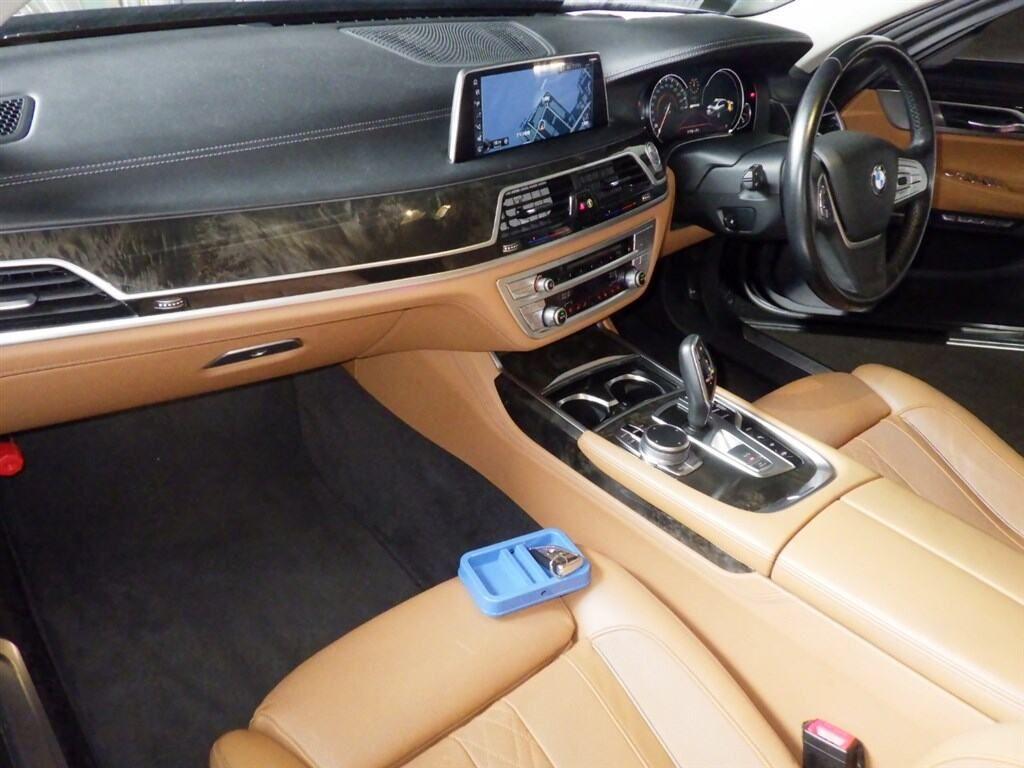 BMW 7 Series 740E IPERFORMANCE