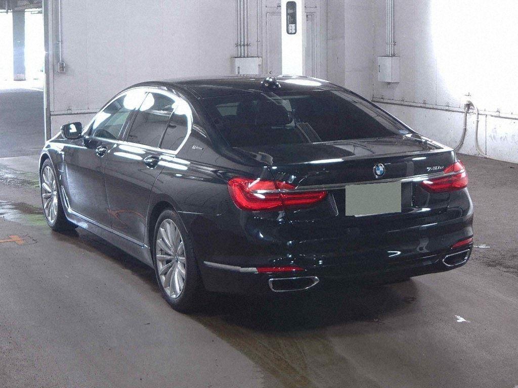 BMW 7 Series 740E IPERFORMANCE