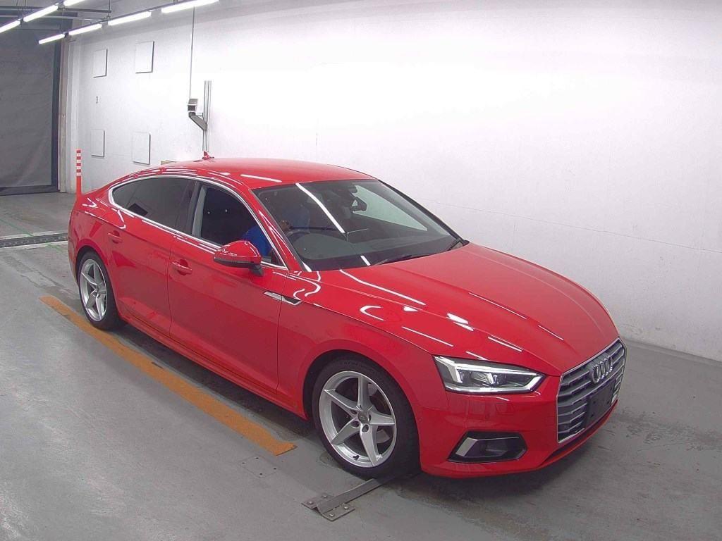 Audi A5 SPORTBACK 40TFSI SPOILER TSULUG