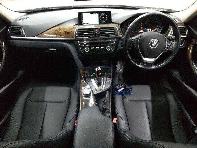 BMW 3 Series 4d 320D LUXURY