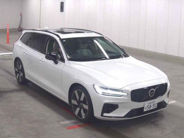 Volvo V60 4wd RECHARGE ULTIMATE T6 AWD PLUG-