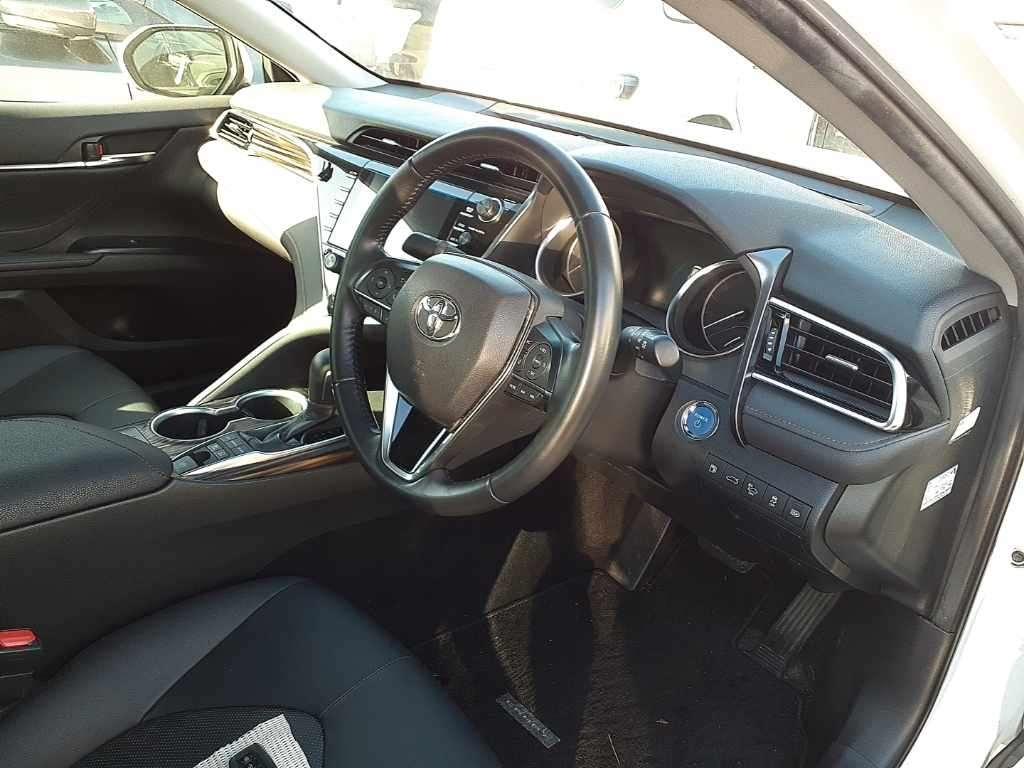Toyota Camry G LEATHER PACKAGE