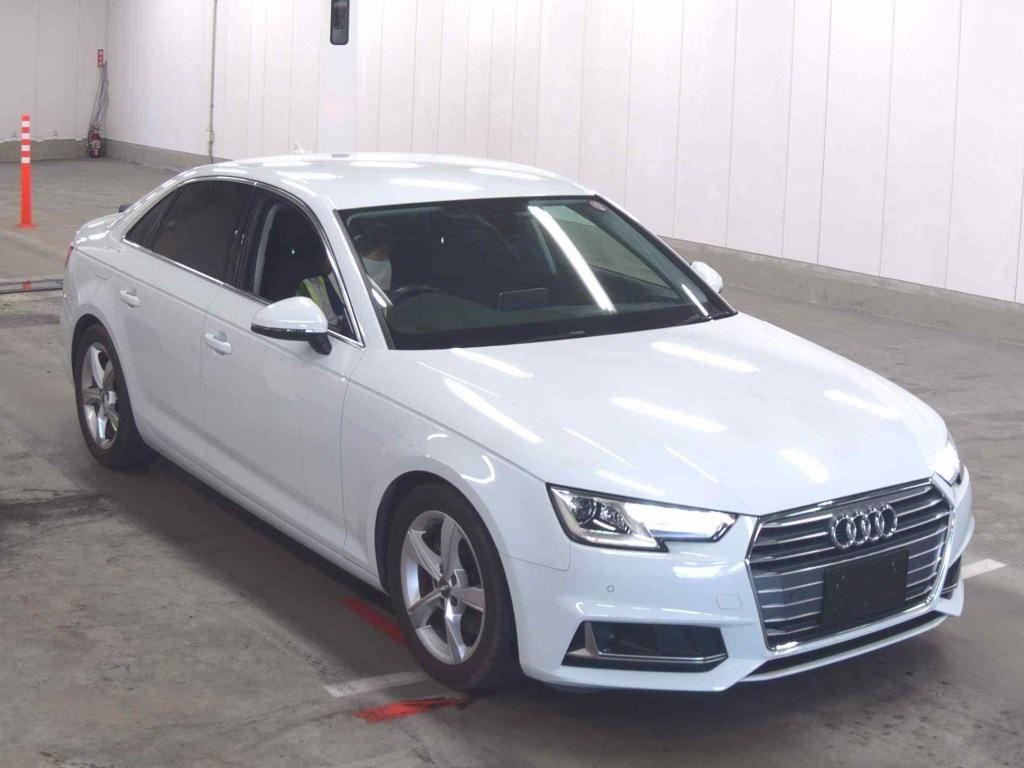 Audi A4 35TFSI SPORT