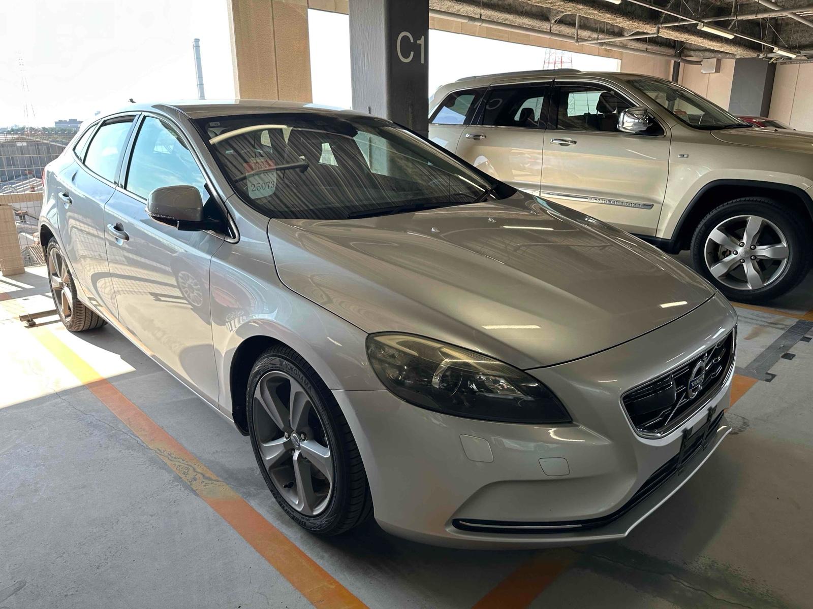 Volvo V40 T4