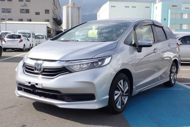 Honda Shuttle HYBRID HONDA SENSING