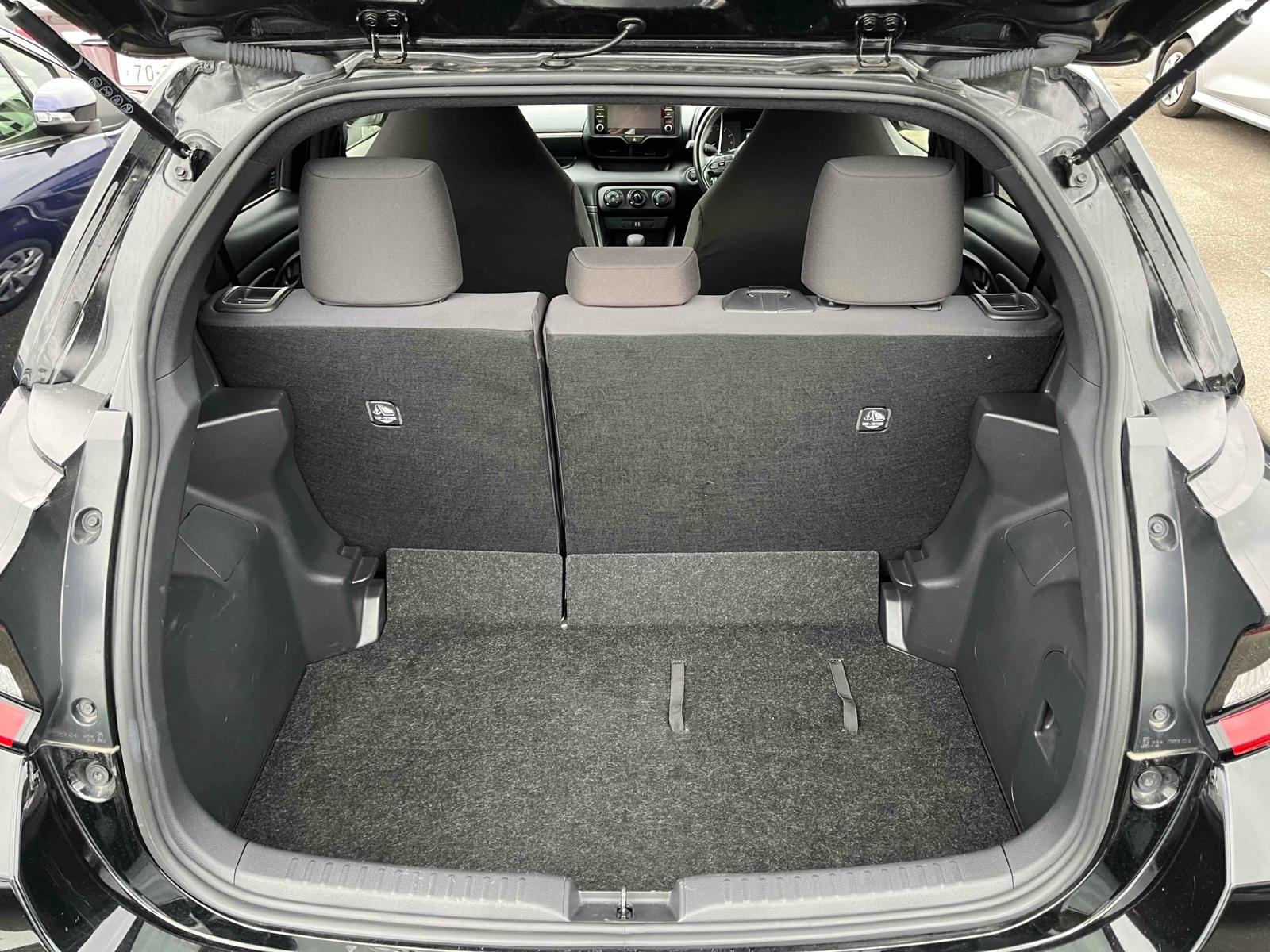 Toyota Yaris X
