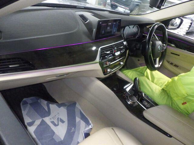 BMW 5 Series 4d 523D LUXURY