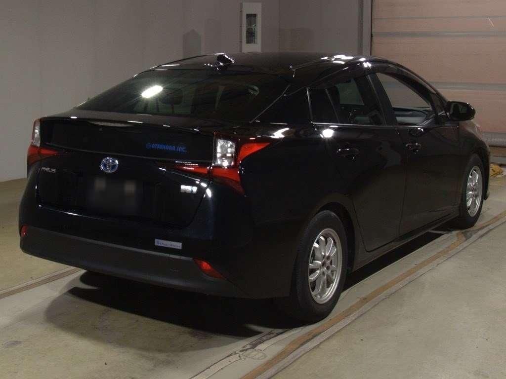 Toyota Prius E