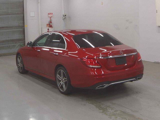 Mercedes-Benz E-class 4d E220D AVANTGARDE AMG LINE