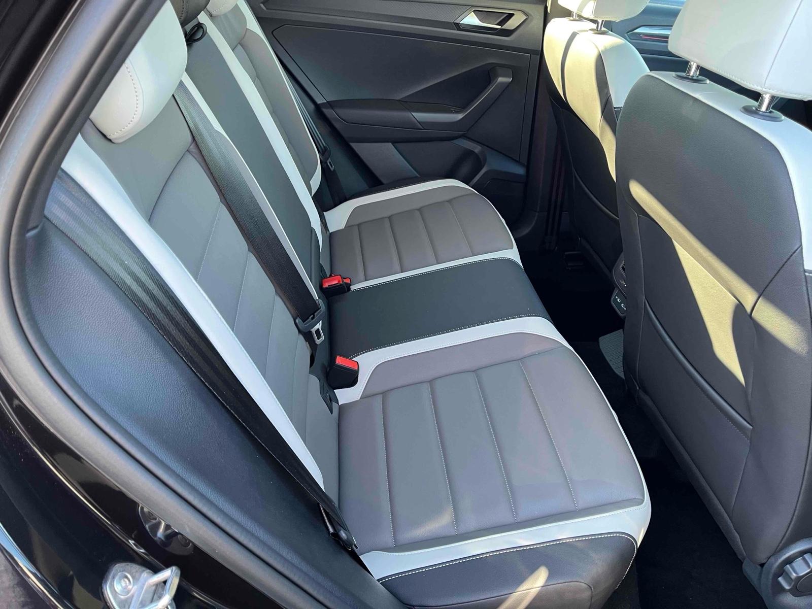 Volkswagen T-Roc TDI SPORT