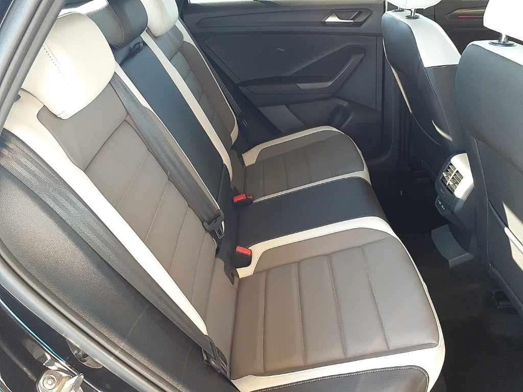 Volkswagen T-Roc TDI SPORT