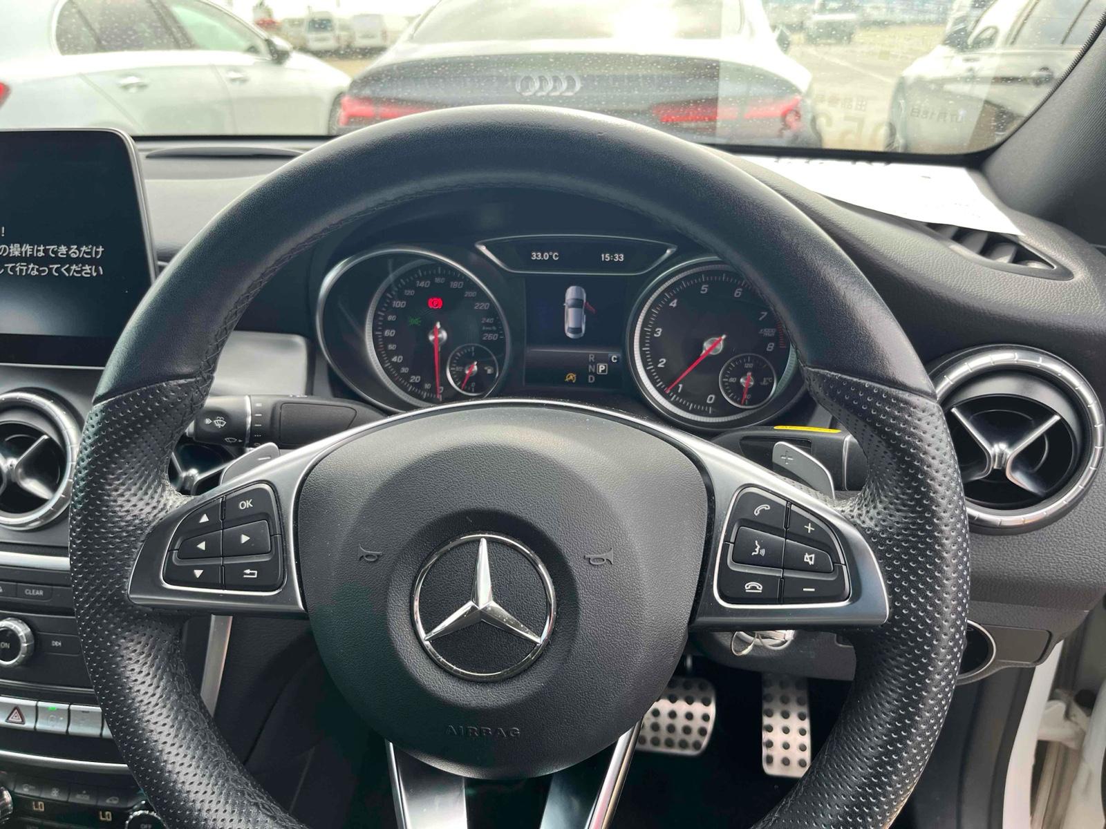 Mercedes-Benz CLA CLA 180 AMG STYLE AMG PREMIUM