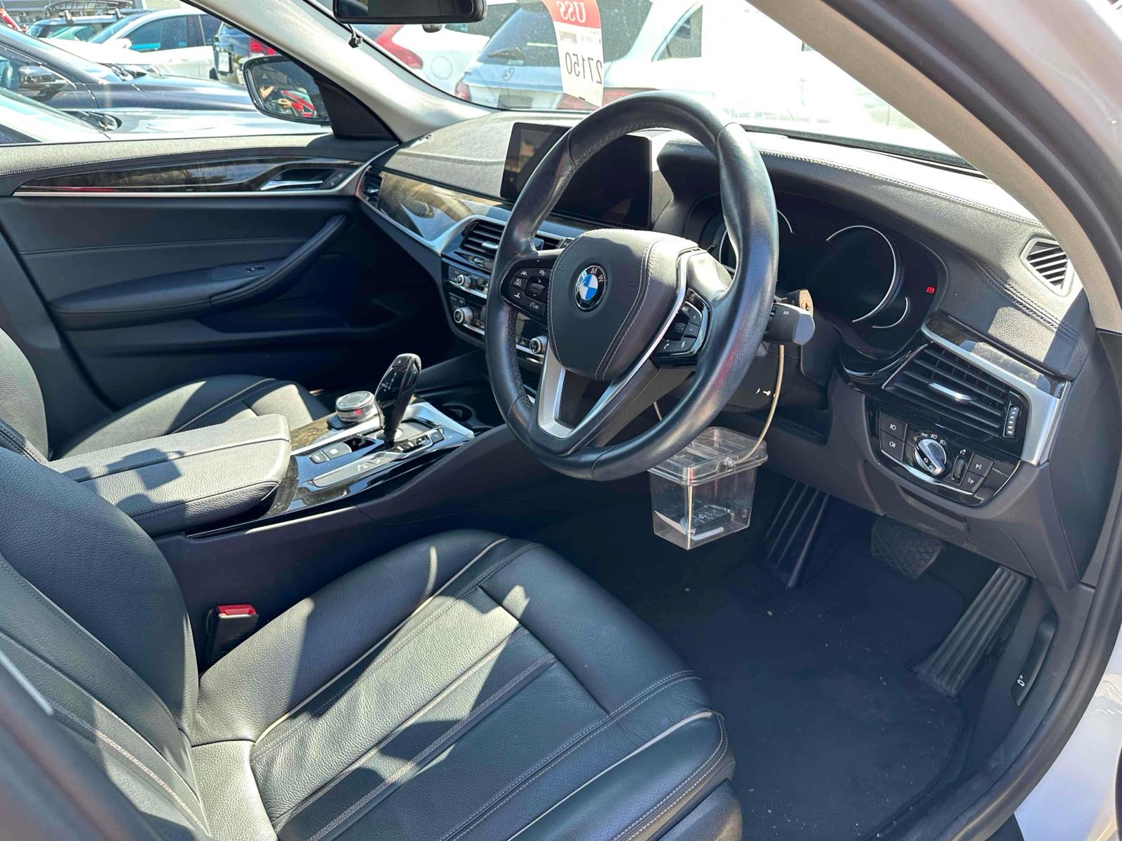 BMW 523D LUXURY 2.0