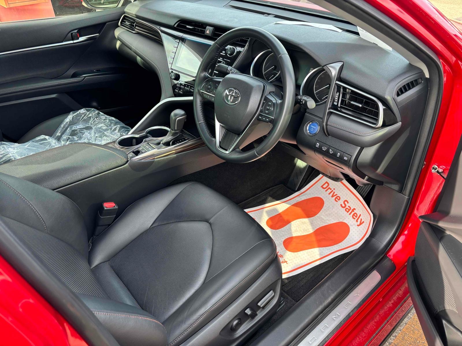 Toyota Camry 4D G LEATHER PACKAGE