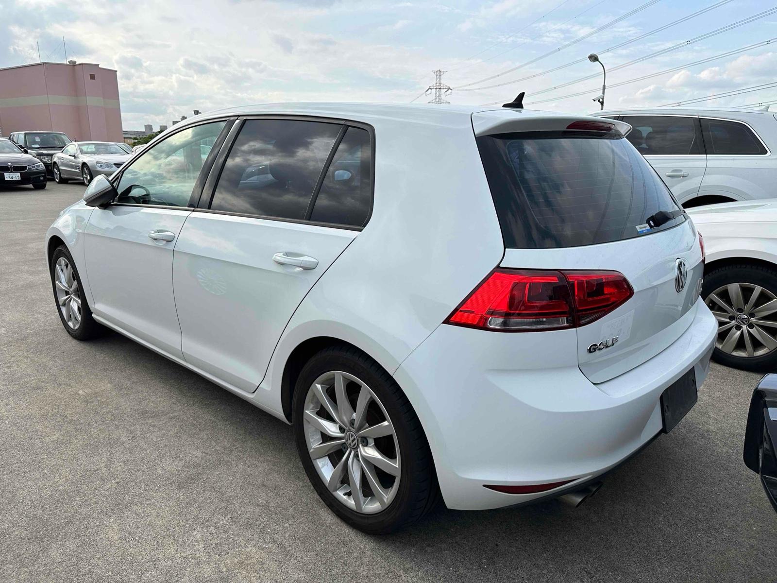 Volkswagen Golf TSI HIGH LINE BMT